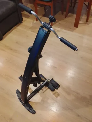 Bicicleta Estática HOMCOM Brazos y Pies