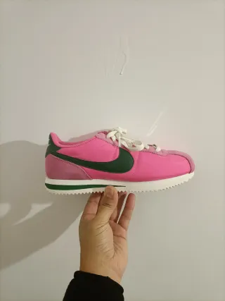 T42,5 Nike Cortez Rosa y Verde