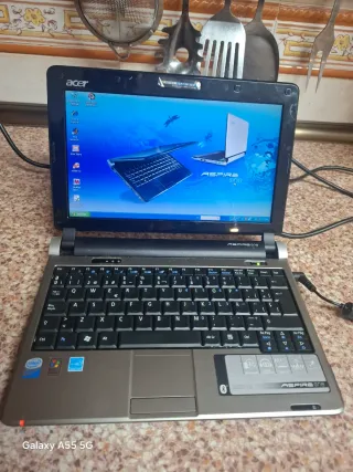 Mini Portátil Acer Aspire One