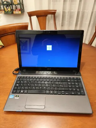 Portátil Acer Aspire
