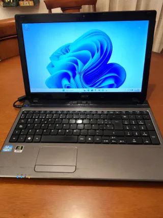 Portátil Acer Aspire