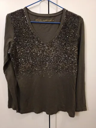 Camiseta Eva Kayan lentejuelas verde militar