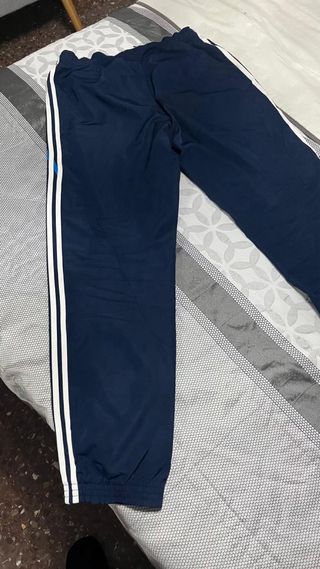 Pantalón chándal Adidas azul