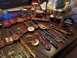 Colección instrumentos musicales miniatura