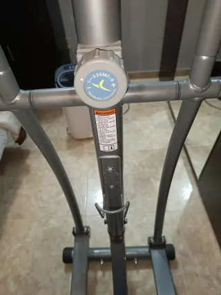 Bicicleta Elíptica Gimnasio