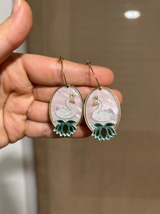 Pendientes cisne Loop