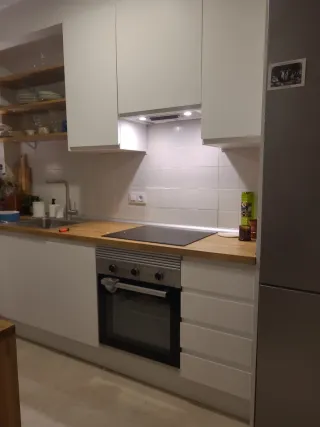 Cascos / Estructuras Armario Cocina y Bisagras