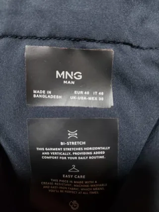 Traje juvenil azul marino pantalón y americana