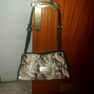 Bolso  charlol estampado piel serpiente