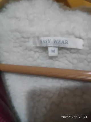 Chubasquero Rojo burdeos Brillante