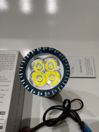 Olight Seeker 3 Pro Linterna táctica