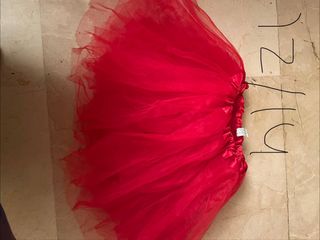 Tutú rojo TALLA:12-14