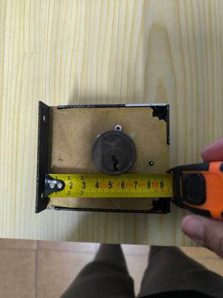 Cerradura CVL Sobreponer Derecha 125AR10