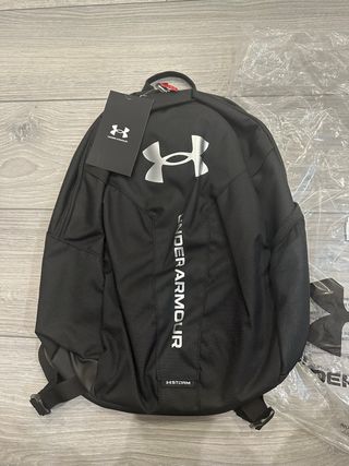 Mochila Under Armour Negra Nueva