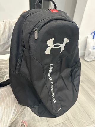 Mochila Under Armour Negra Nueva