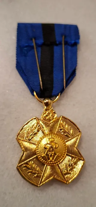 Medalla condecorativa