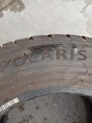 N. 2 gomme invernali dimensione 135 80 13 70T