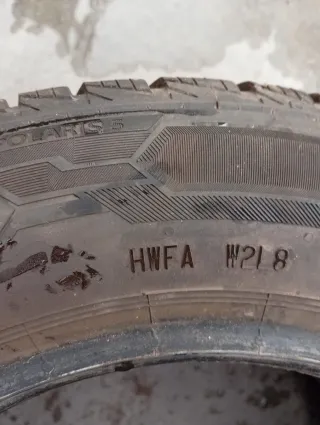 N. 2 gomme invernali dimensione 135 80 13 70T