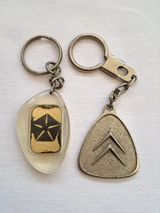 Llaveros: Seat, Opel, Fiat, Yamaha, Hyundai, etc..