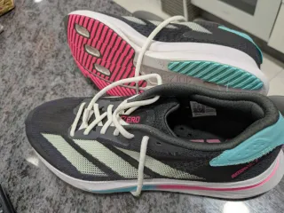 Zapatillas Adidas Adizero SL2 - Casi Nuevas