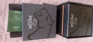 Reloj Jaguar Connected Oro y Plata