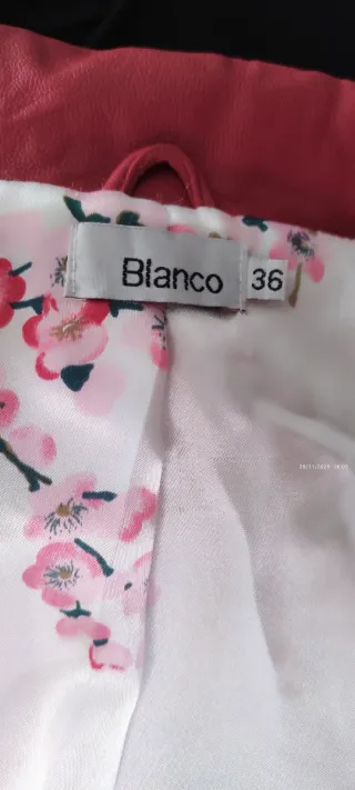 Abrigo 100%Piel Rojo Talla 36