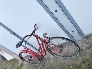 Bicicleta Clásica Roja Años 40