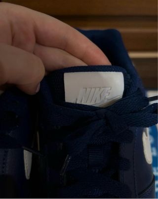 Tenis Nike Azul y Blanco