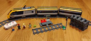 Treno Passeggeri LEGO City 60197
