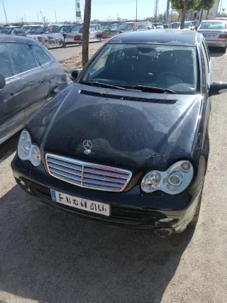 Mercedes-Benz Clase C 2006