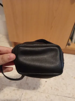 Cartera o Bolso Pequeño Negro