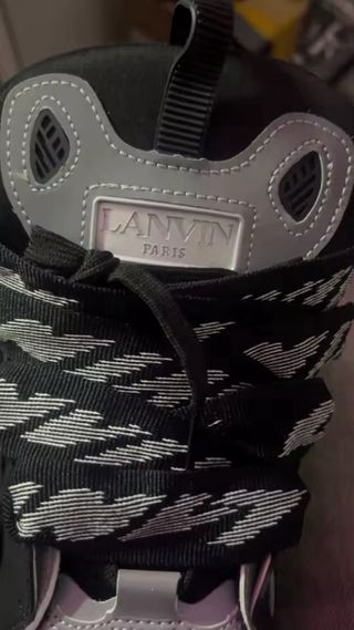 Zapatillas Lanvin Talla 43 Negras y Plateadas