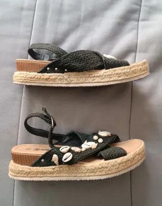 Sandalias Pennysue Negras