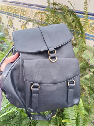 Mochila negra