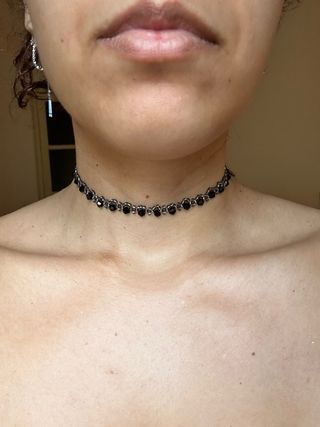 Collana choker perline nere e argento