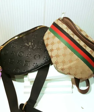 2 Riñoneras Beige y Negra