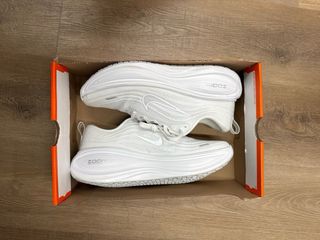 Nike Vomero 5 Taglia 42.5 Nuove