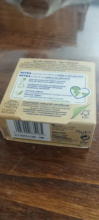 NIVEA Naturally Clean Detergente Viso Solido