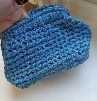 Bolso Clutch Azul Tejido a mano en dos tonos de qz