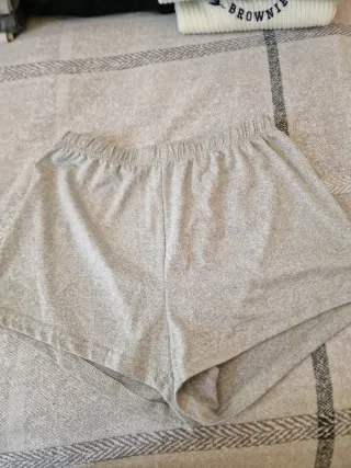 Shorts grises de mujer