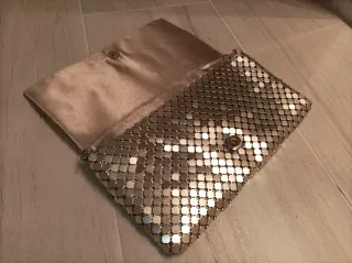 Bolso Parfois dorado metalizado