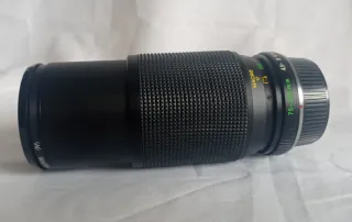 Teleobjetivo Yashica Zoom 75-200mm f/4.5