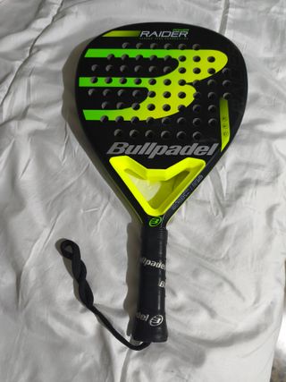 Paletero y Pala Bullpadel