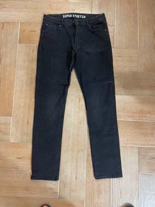 Pantalón vaquero hombre negro
