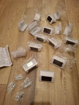 16 Luci Angolari Solari