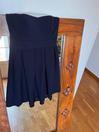 Vestido azul marino sin tirantes