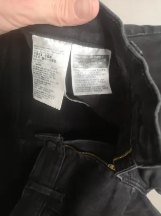 Vaqueros Levi's mujer talla 31 negros modelo 710