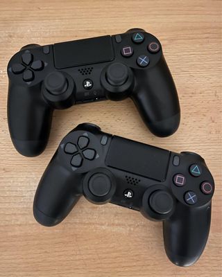 2 controller PS4