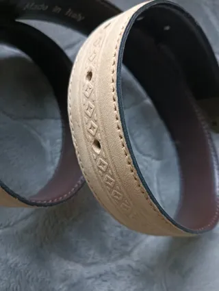 Cintura in Nabuk Beige e oro brunito