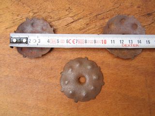 Clavos antiguos de hierro forjado, siglo XVIII.